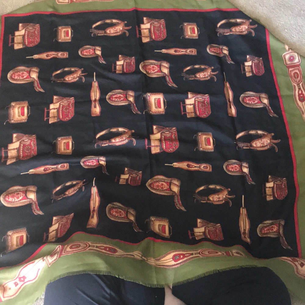 Large 1940s vintage scarf